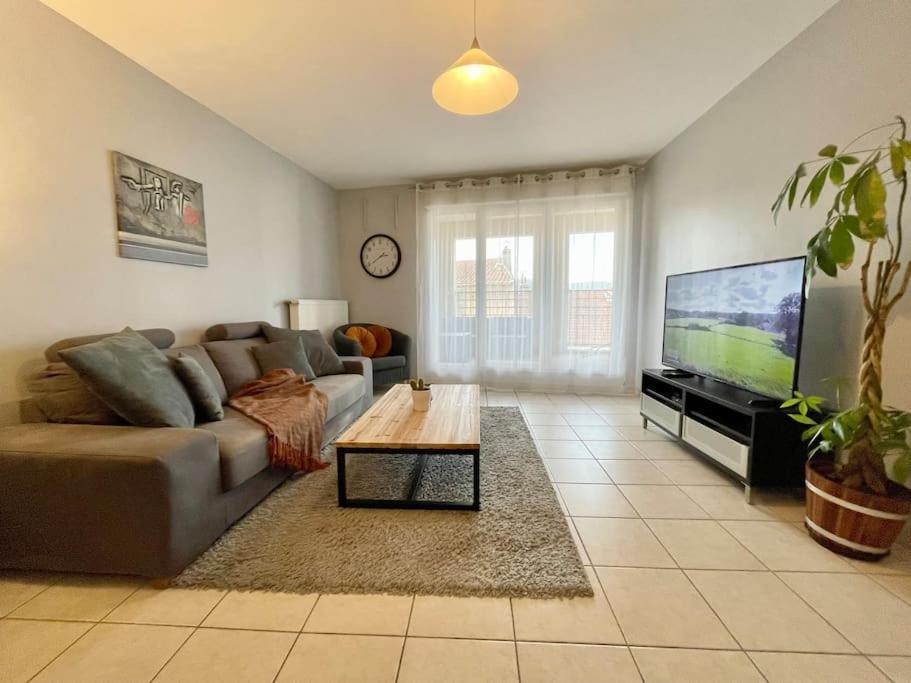 L'Ideal Cosy-Wifi-Netflix Et Garage فيين المظهر الخارجي الصورة